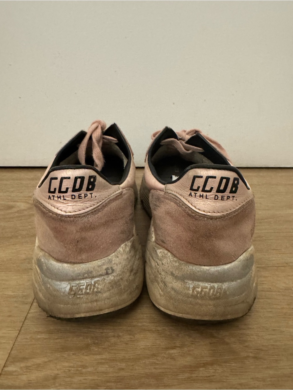 Golden Goose Pink Running Sneakers - Picture 4 of 6